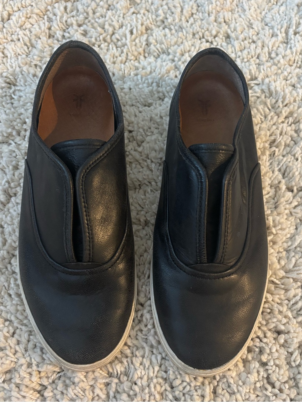 Frye Black Leather Slip On Shoes Size 7.5